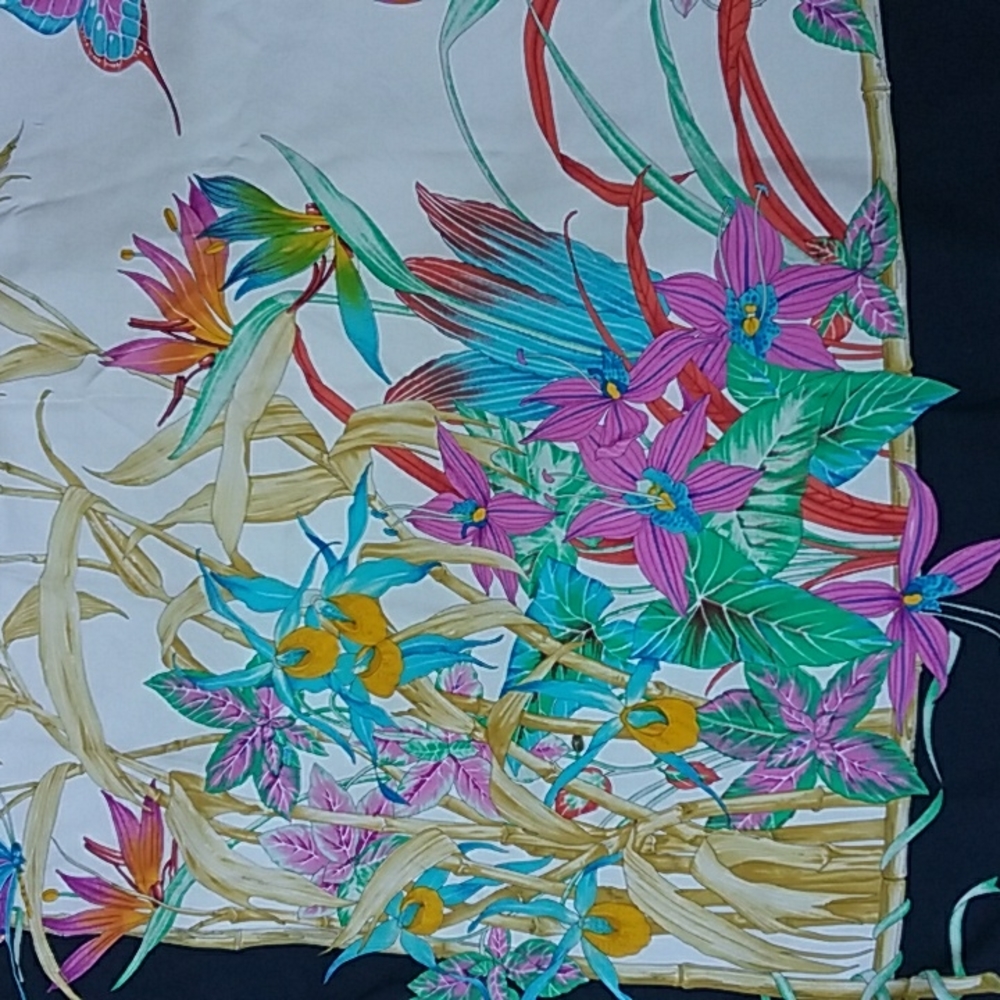Christian Dior silk scarf size 34 x 34 Made in Italy Vintage - Picture 3 of 15